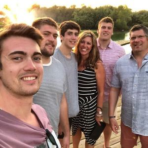 Meet your Posher, Lisa